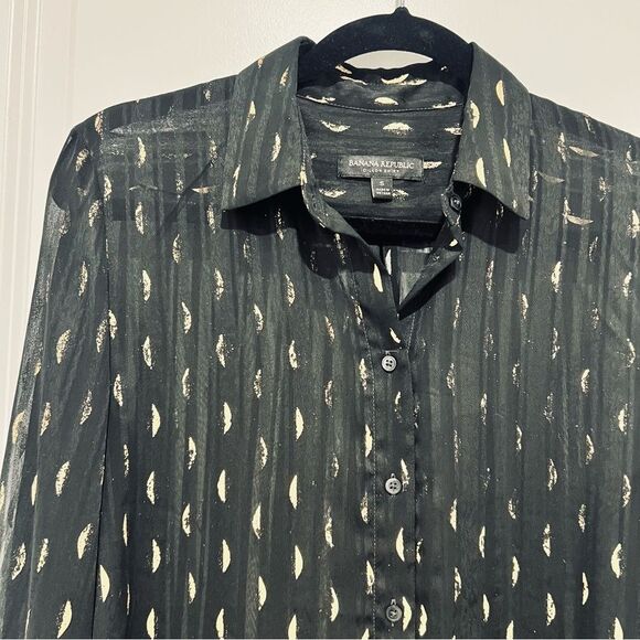 Banana Republic Women's Black Dillon Shirt Metallic Print Tie Cuffs Size Small - Picture 3 of 10